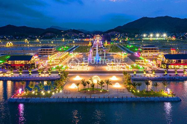 Quảng trường ánh sáng là trung tâm vui chơi giải trí của cư dân KĐT