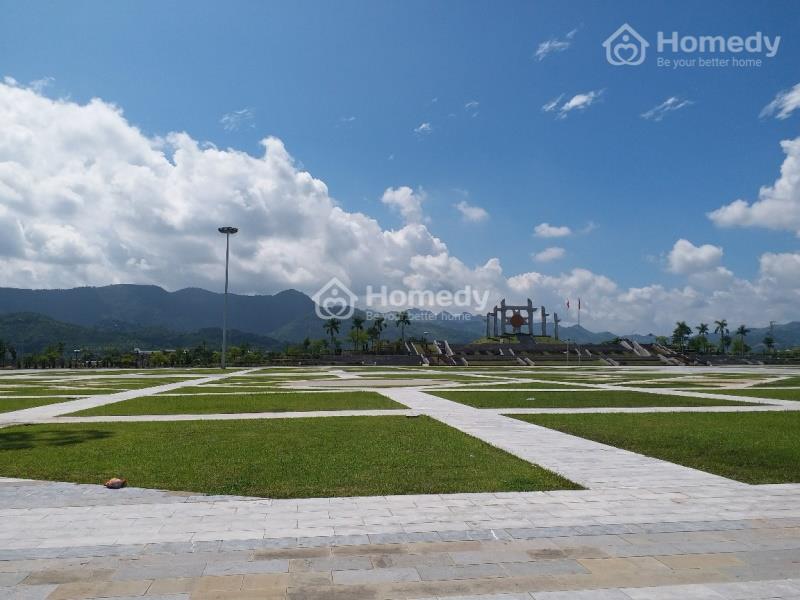 Quảng trường trung tâm gần dự án Hòa Bình New City