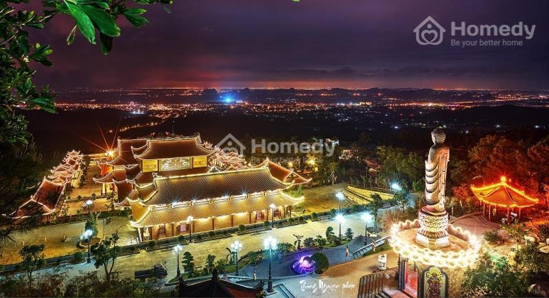 Quần thể chùa Ba Vàng - Uông Bí