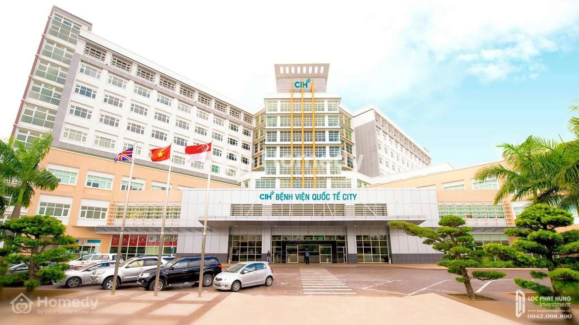 Bệnh viện quốc tế cách dự án 200m
