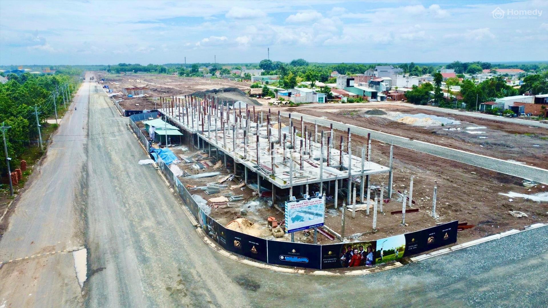 Tiến độ Mega Royal City