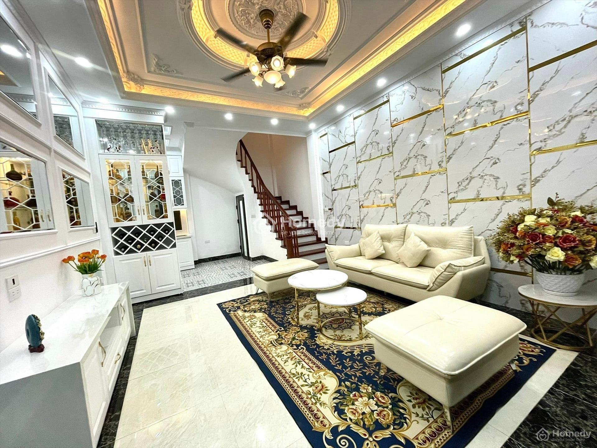 Hình ảnh nhà Trường Chinh, Thị trấn Đống Đa, Ngõ thông rộng, Ô tô đỗ cửa