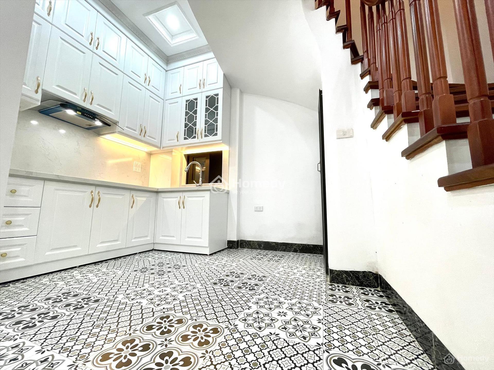 Hình ảnh nhà Trường Chinh, Thị trấn Đống Đa, Ngõ thông rộng, Ô tô đỗ cửa