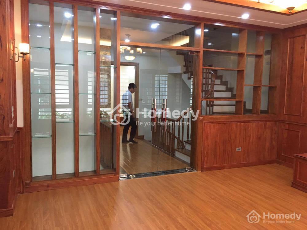 thiet-ke-biet-thu-d5-vuon-dao-tay-ho